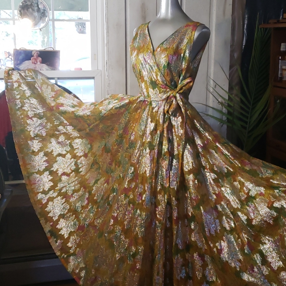 Vintage garden party dress